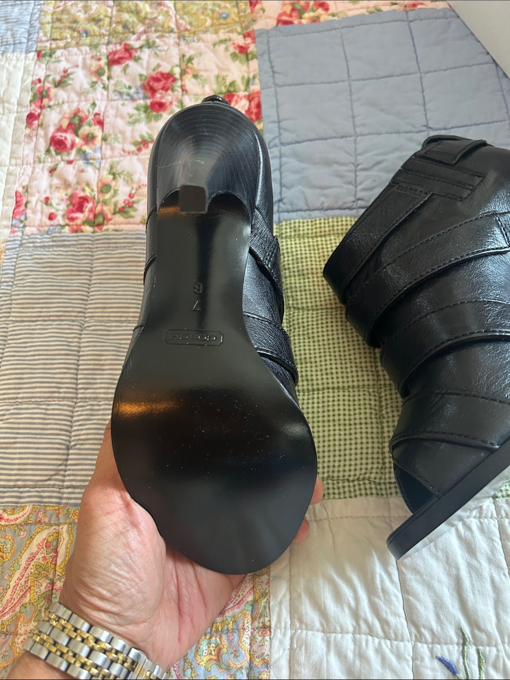 Vintage Coach Pauline Brandie ankle boot

New in box - Picture 7 of 8